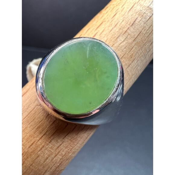 Vintage MCM Sterling Silver Nephrite Jade Ring – Size 10 - Picture 14 of 15